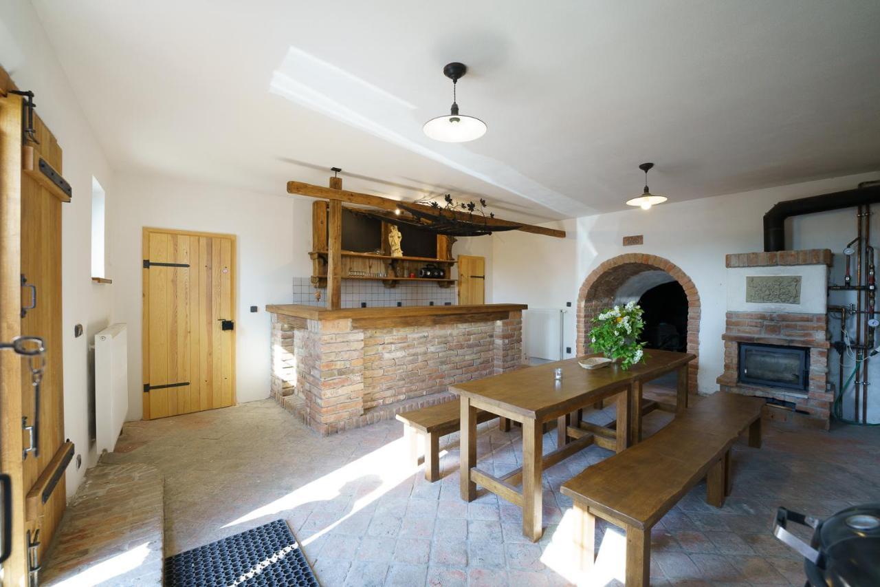 Pouzdrany Apartmany Pausram מראה חיצוני תמונה